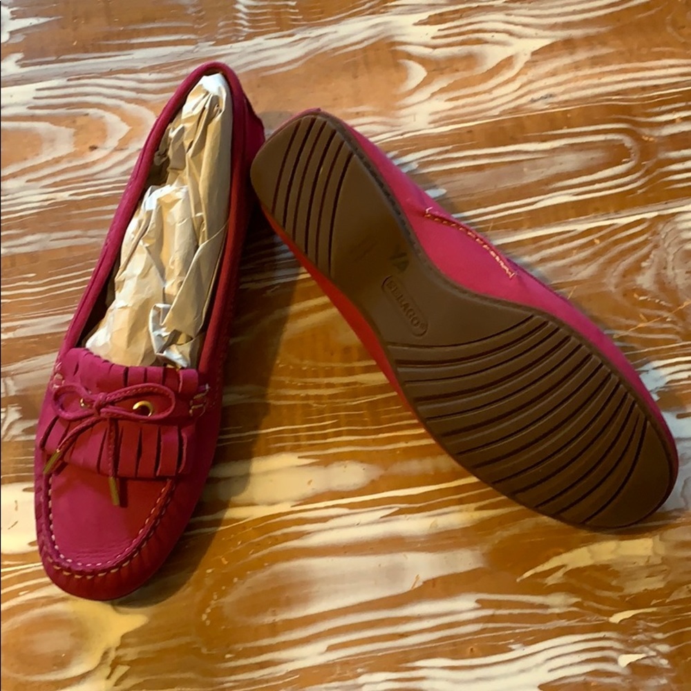 Sebago handcrafted raspberry boat shoes size 9 NEW